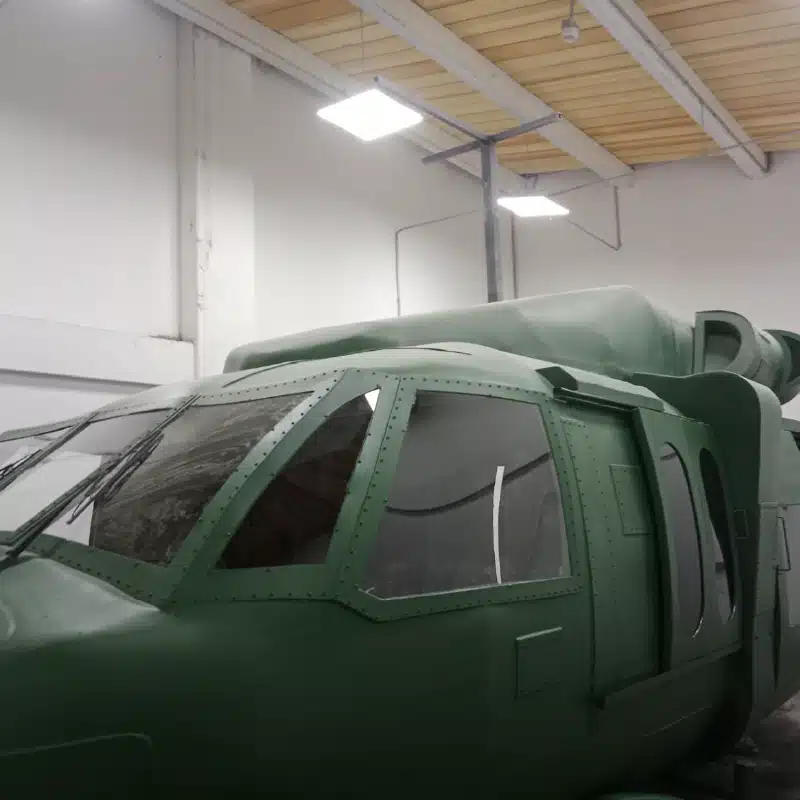 Helicóptero en fibra de vidrio